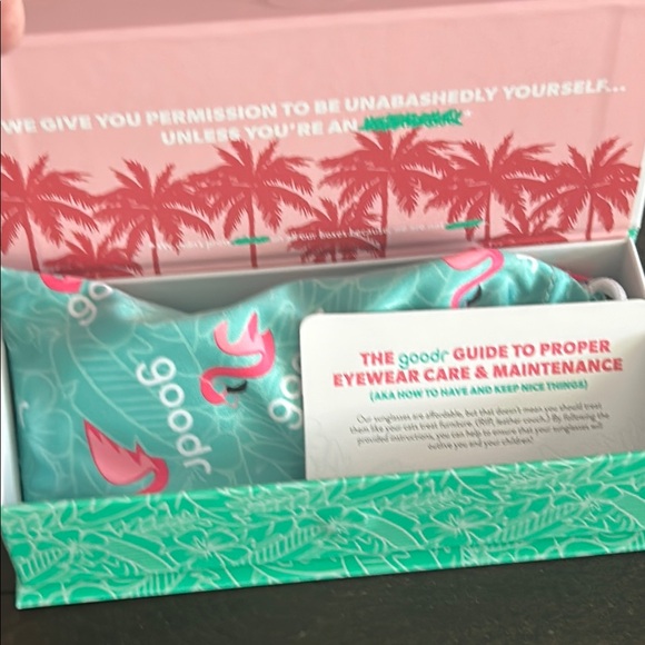 Goodr Sunglasses with Black Frames and Reflective Lenses - Picture 7 of 9